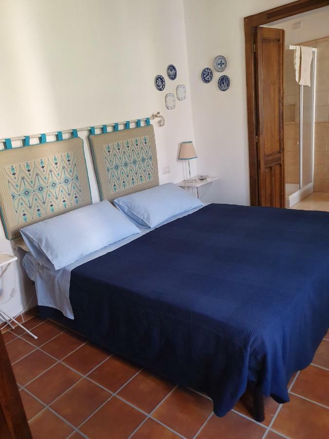 Casa Di Giulietta Villa Cabras Exterior photo